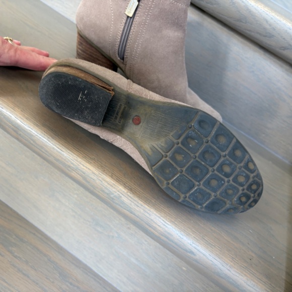 Blondo Women's Booties - Picture 7 of 10